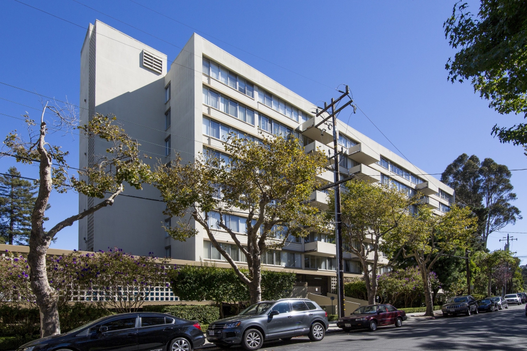 burlingametowersgalleryBurlingame_K1A6697 Burlingame Towers Apartments